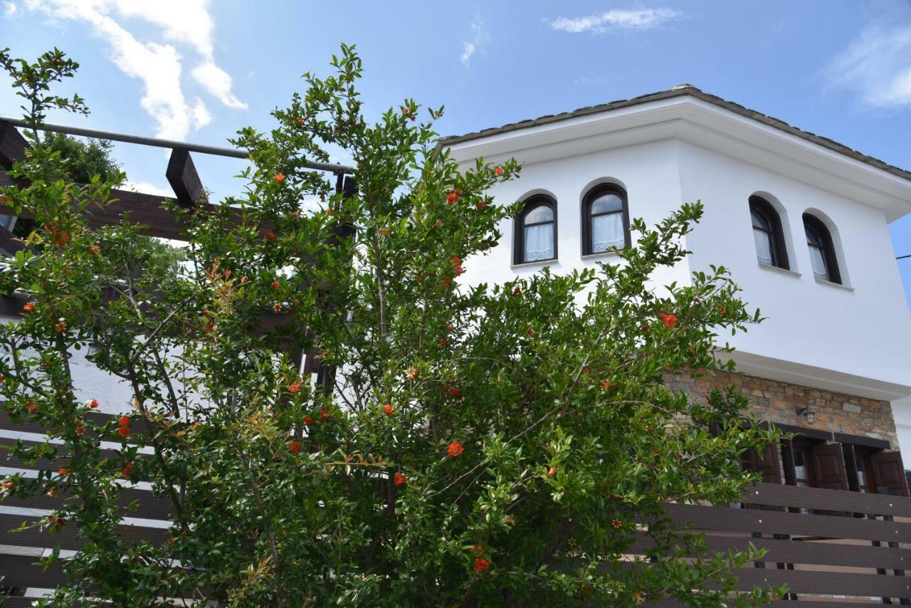 Karpofora Traditional Guesthouse Miléai Exteriér fotografie